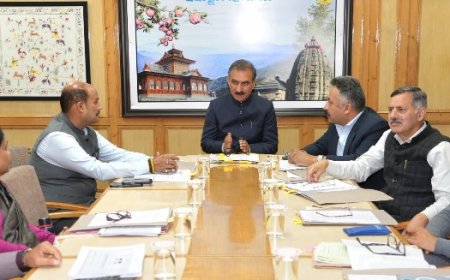 राज्य सचिवालय में लगातार दूसरे दिन हुई कैबिनेट की बैठक, कर्मचारियों के काॅम्यूटेशन और रिटायरमेंट एज पर कोई चर्चा नहीं