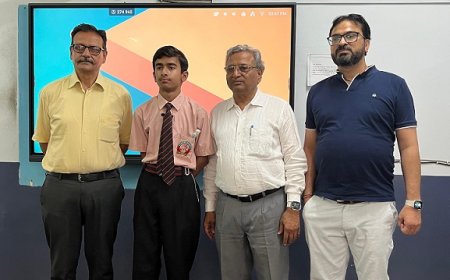 करियर एकेडमी सीनियर सेकेंडरी स्कूल का 10वीं बोर्ड परीक्षा में शानदार प्रदर्शन