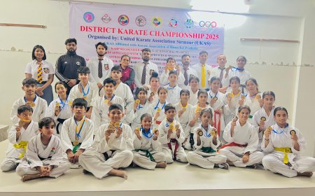 रक्षते मार्शल आर्ट अकादमी ने कराटे चैंपियनशिप 2025 में 33 छात्रों ने झटके पदक