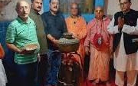 आस्था की जीत : 35 साल बाद मंदिर में स्थापित हुआ शिवलिंग , रैनावारी कश्मीरी पंडित एक्शन कमेटी ने 10 साल लड़ी कानूनी जंग