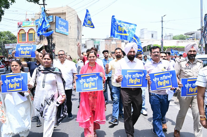 युद्ध नशियां दे विरुद्ध निकाला जागरूकता मार्च , नशाखोरी के खिलाफ सड़कों में उतरे लोग 