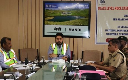 जिला तथा उपमंडल मुख्यालयों में मेगा माॅक ड्रिल का आयोजन,अलर्ट मिलते ही आपदा से बचाव को प्रशासन मुस्तैद 