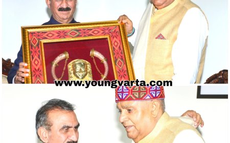 मुख्यमंत्री ने राजभवन में उप-राष्ट्रपति से भेंट की , पारंपरिक हिमाचली टोपी और शॉल और भेंट कर किया सम्मानित 