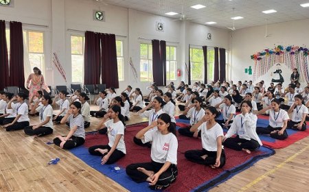 माता पद्मावती कॉलेज ऑफ नर्सिंग नाहन में अंतर्राष्ट्रीय योग दिवस हर्षोल्लास के साथ आयोजित 