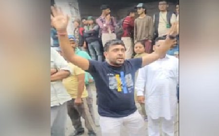 पर्यटन नगरी में पर्यटकों के साथ मारपीट,वीडियो सोशल मीडिया पर वायरल,पुलिस की सुरक्षा व्यवस्था सवालों के घेरे में 