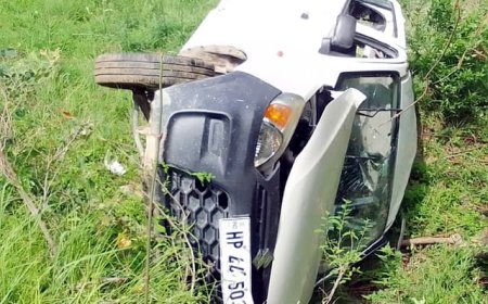 चंबा में अनियंत्रित हो कर खाई में गिरी कार , सड़क हादसे में युवक की मौत , युवती चला रही थी गाड़ी 