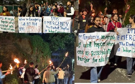1975 में कांग्रेस सरकार के द्वारा आपातकाल घोषित कर तानाशाही रवैये के खिलाफ विद्यार्थी परिषद ने निकाली मशाल यात्रा