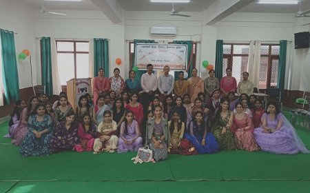 आईटीआई हमीरपुर की छात्राओं ने तैयार किए लेडीज सूट के कई शानदार डिजाइन