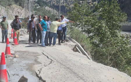 उपायुक्त किन्नौर ने पोवारी-शोंगटोंग बैराज का किया निरीक्षण