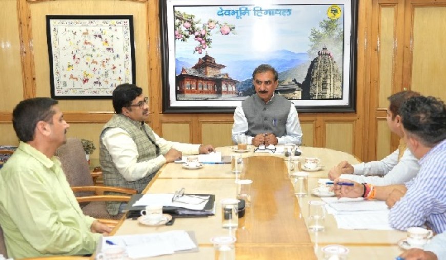 मुख्यमंत्री ने कांगड़ा ज़िला में विभिन्न विकास परियोजनाओं की समीक्षा की