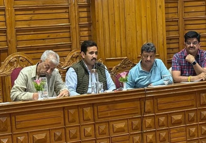 शिमला के रिज पर 15 जुलाई को वीरभद्र सिंह की प्रतिमा का होगा अनावरण