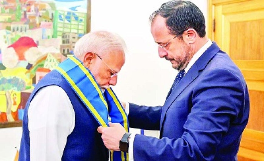 तीन देशों की यात्रा के पहले चरण में साइप्रस पहुंचे पीएम मोदी,साइप्रस सरकार ने सर्वोच्च नागरिक सम्मान से किया सम्मानित