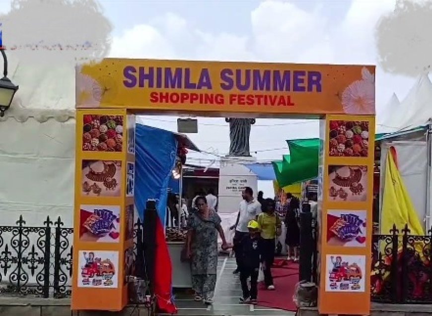 ऐतिहासिक रिज मैदान पर लगे स्टॉल हटा लिए गए, लेकिन पीछे रह गई गंदगी और अव्यवस्था