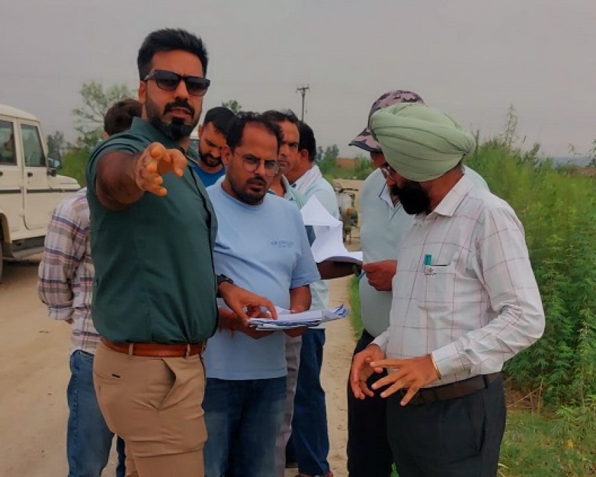 उपायुक्त ने जनकौर हार में हेलीपोर्ट और राजीव गांधी राजकीय मॉडल डे बोर्डिंग स्कूल परियोजनाओं का किया निरीक्षण
