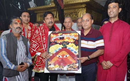 उपमुख्यमंत्री मुकेश अग्निहोत्री ने शक्तिपीठ माँ चिंतपूर्णी के दरबार में नवाया शीश