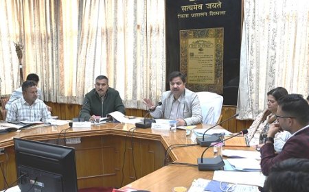 जिम्मेदारियों का निर्वहन ईमानदारी से करें अधिकारी : अनुपम कश्यप 