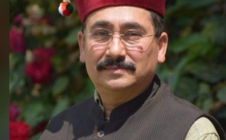 होटलों को ही नहीं प्रदेश की धरोहरों को बेचने पर तुली सुक्खू सरकार : विपिन सिंह परमार