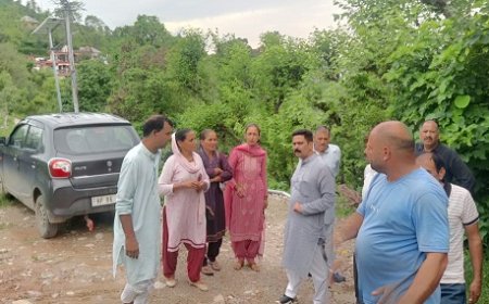 विधायक ने भूस्खलन प्रभावित क्षेत्रों का दौरा कर, हर संभव सहायता का दिया आश्वासन