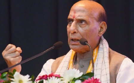 ऑपरेशन सिंदूर में महत्त्वपूर्ण साबित हुई ब्रह्मोस मिसाइल,एक दर्जन से ज्यादा देशों ने दिखाई इसमें रुचि : रक्षा मंत्री 