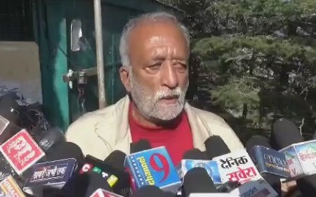 सेब उत्पादक संघ का आरोप-अवैज्ञानिक-अमानवीय ढंग से की जा रही बेदखली : राकेश सिंघा