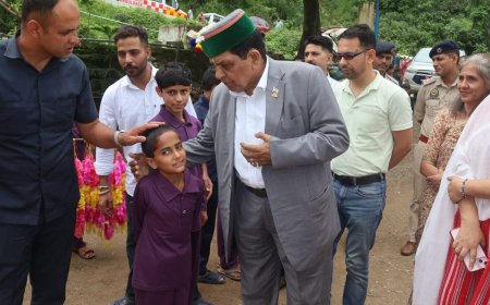 बेसहारा बच्चों के सर्वांगीण विकास के लिए हर संभव प्रयास कर रही है सरकार : डॉ. धनीराम शांडिल