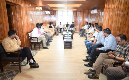 आपदा के नुकसान की भरपाई के लिए एरिया स्पेसिफिक प्लान की जरुरत , अकेले सराज में एक हजार करोड़ की क्षति : जयराम ठाकुर