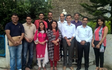 जवाहर नवोदय विद्यालय पण्डोह की एलुमनी एसोसिएशन मंडी आपदा पुनर्वास के लिए देगी 3 लाख रुपए का योगदान