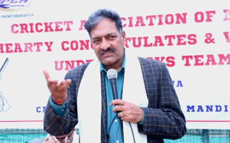 त्रासदी के दौर में हिमाचल की जनता त्रस्त और प्रदेश के लोक निर्माण मंत्री विदेश दौरे में मस्त : अजय राणा