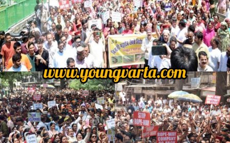 बिजली महादेव रोपवे प्रोजेक्ट के विरोध में पूर्ण मंत्री समेत सड़कों पर उतरे हजारों लोग , राम शिला से ढालपुर तक निकाली रोष रैली