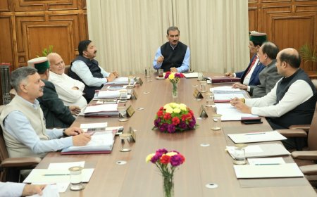 हिमाचल कैबिनेट ने करुणामूलक भर्तियों में दी आय सीमा पर छूट, अब तीन लाख की सालाना आमदनी वालों को भी मिलेगा मौक़ा