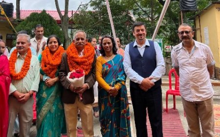 भोज आंजी स्कूल के प्रिंसिपल ललित शर्मा शिक्षा विभाग में 35 साल की सेवा के बाद हुए सेवानिवृत