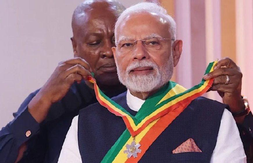 पीएम मोदी को घाना के सर्वोच्च सम्मान, ‘दि ऑफिसर ऑफ दि ऑर्डर ऑफ दि स्टार ऑफ घाना’ से किया सम्मानित  