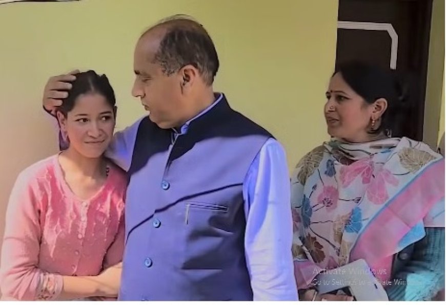 हिम्मत को सलाम :  काफी देर की जद्दोजहद के बाद खुद को मलबे से बाहर निकालने में कामयाब रही दीक्षा