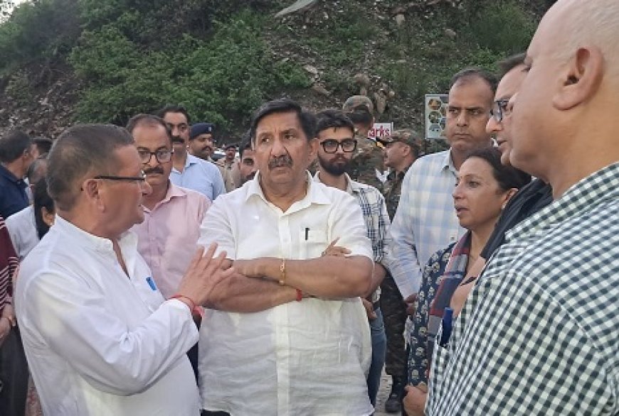 रोपवे से यात्रा व सामान ढुलाई होगी निःशुल्क : अग्निहोत्री