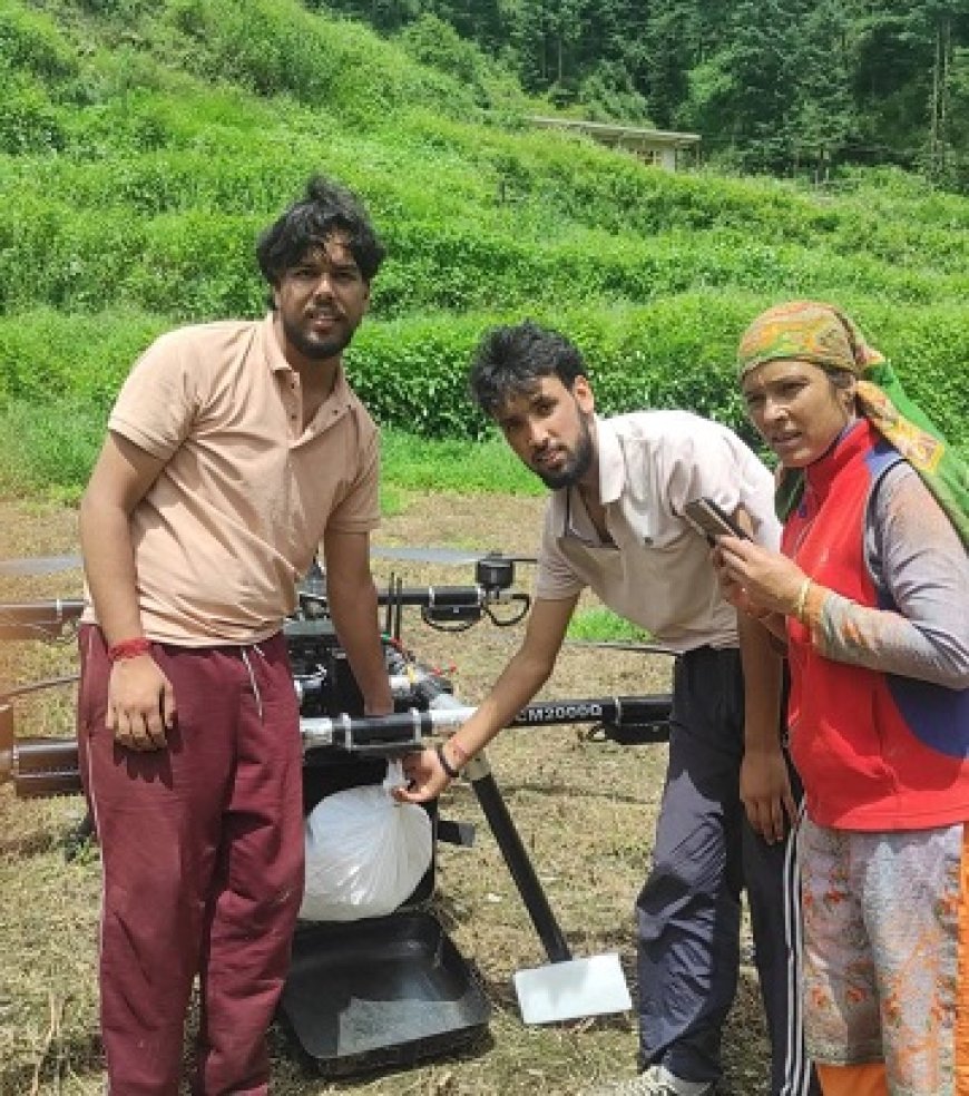 कार्गो ड्रोन के माध्यम से आपदा प्रभावित बायला गांव में पहुंचाई राशन किट : सुरेंद्र मोहन