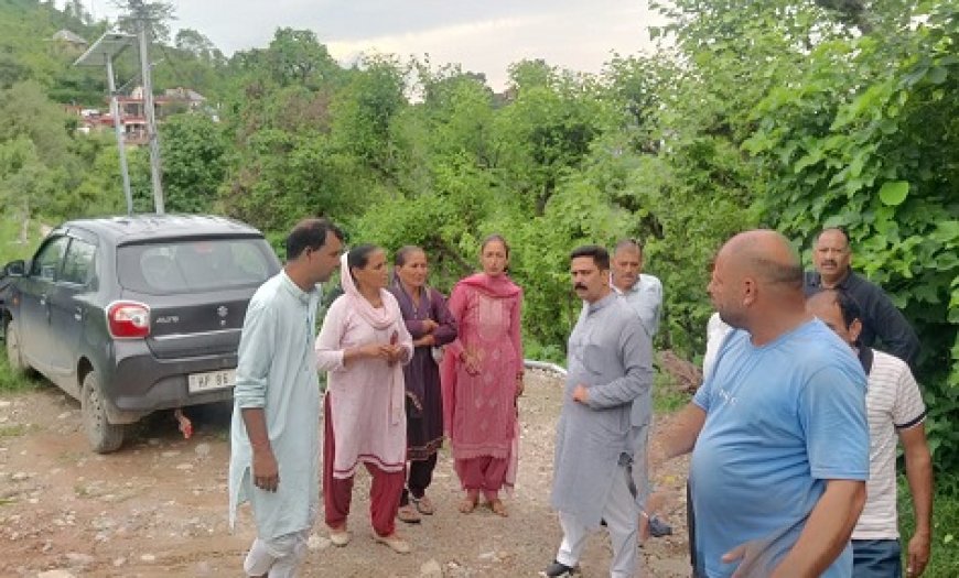 विधायक ने भूस्खलन प्रभावित क्षेत्रों का दौरा कर, हर संभव सहायता का दिया आश्वासन