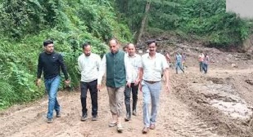 मुख्यमंत्री खुद आकर देखें करसोग की तबाहीऔर बनाए राहत पहुंचाने की योजना : जयराम ठाकुर