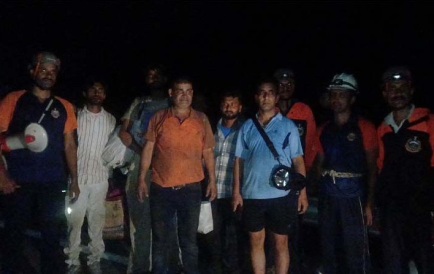 मंडी के घने जंगल में रास्ता भटके पंजाब के चार पर्यटक, पुलिस ने सुरक्षित किया रेस्क्यू