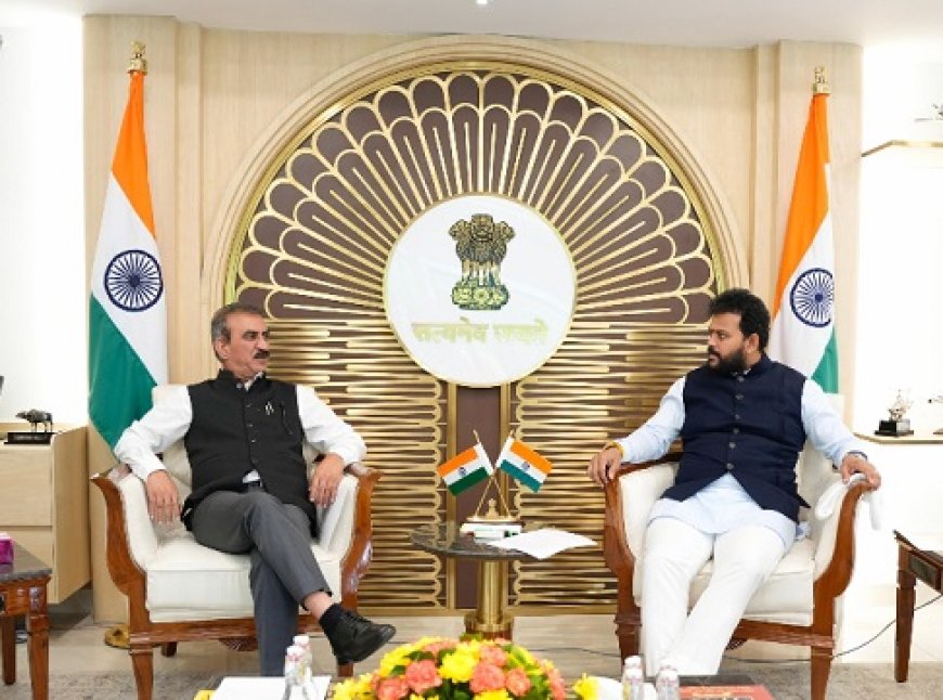 मुख्यमंत्री ने प्रदेश में हवाई सम्पर्क विस्तार और शिमला व धर्मशाला को नियमित हवाई सेवाओं का किया आग्रह