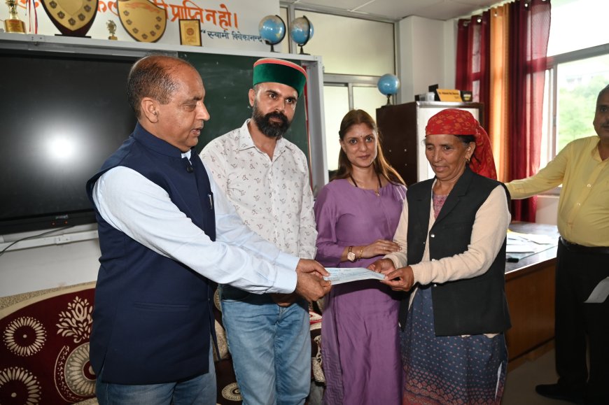 सही मायनों में प्रभावितों तक नहीं पहुँच रही आपदा राहत , जयराम ठाकुर की दानी सजन्नों से अपील , वेरिफिकेशन के बाद दें सहायता