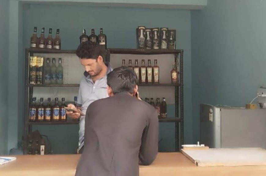 कैबिनेट मंत्री के आदेश के पर भी बंद नहीं हुआ शराब का ठेका , लोग परेशान , आंदोलन तेज करने की चेतावनी
