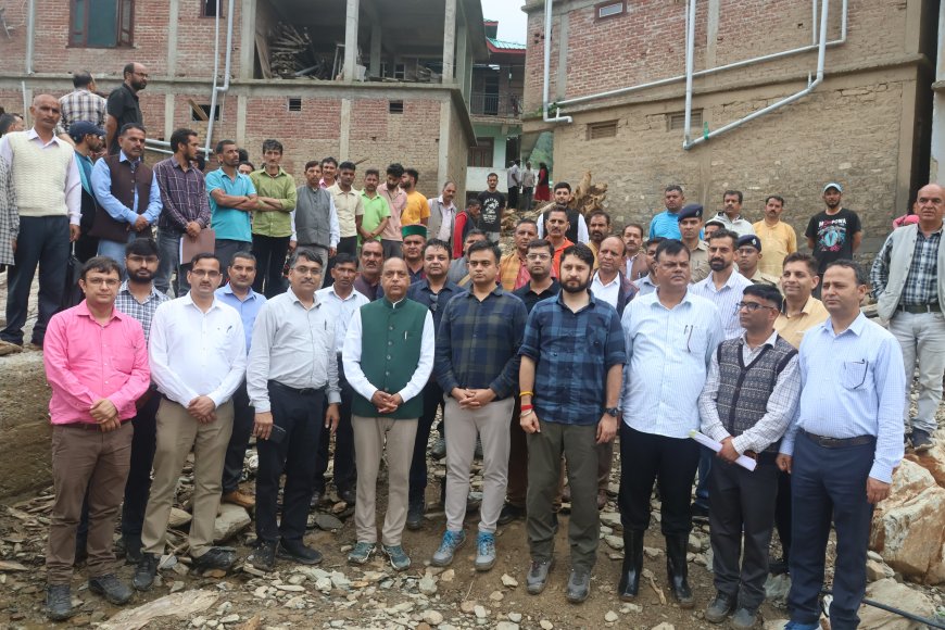 केंद्रीय दल ने थुनाग व जंजैहली में आपदा प्रभावित क्षेत्रों में नुकसान का लिया जायजा
