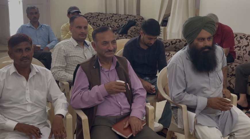 स्थानीय टैक्सी चालकों को वाहन खड़े करने को नहीं मिल रहा स्थान , सिरमौर टेक्सी यूनियन पांवटा साहिब में पनपा रोष
