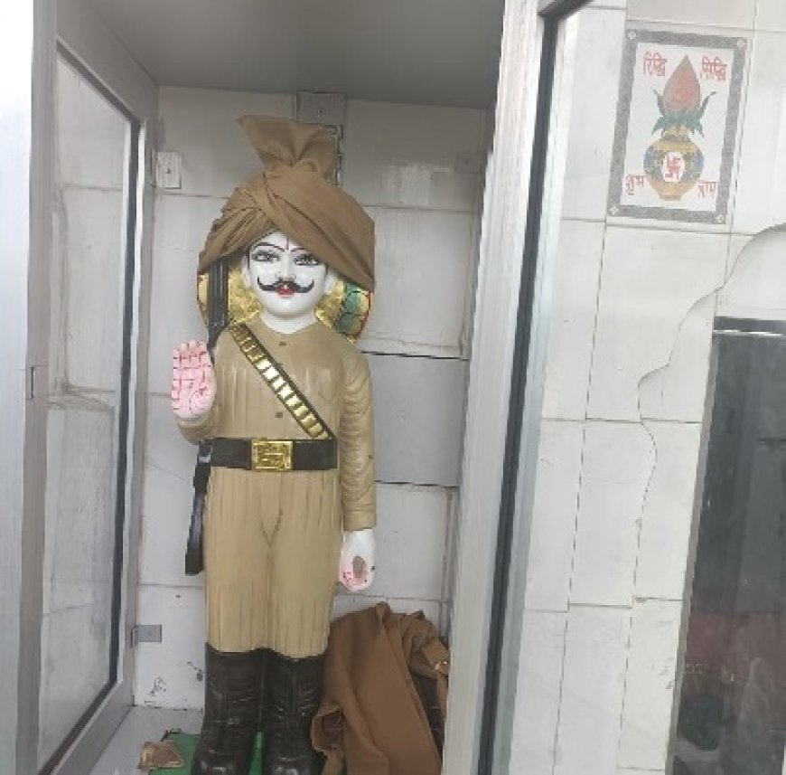 श्री गोगा माड़ी खदरी में बाबा सेवल सिंह जी की मूर्ति स्थापित