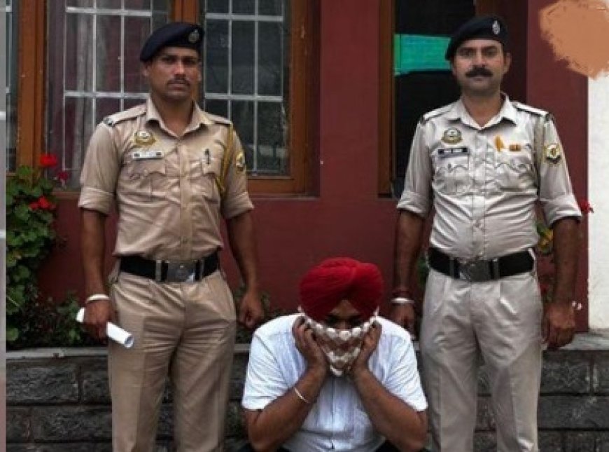 धर्मपुर पुलिस की बड़ी कामयाबी : लंबे समय से फरार चल रहे एक उद्घोषित अपराधी को पुलिस ने किया गिरफ्तार 