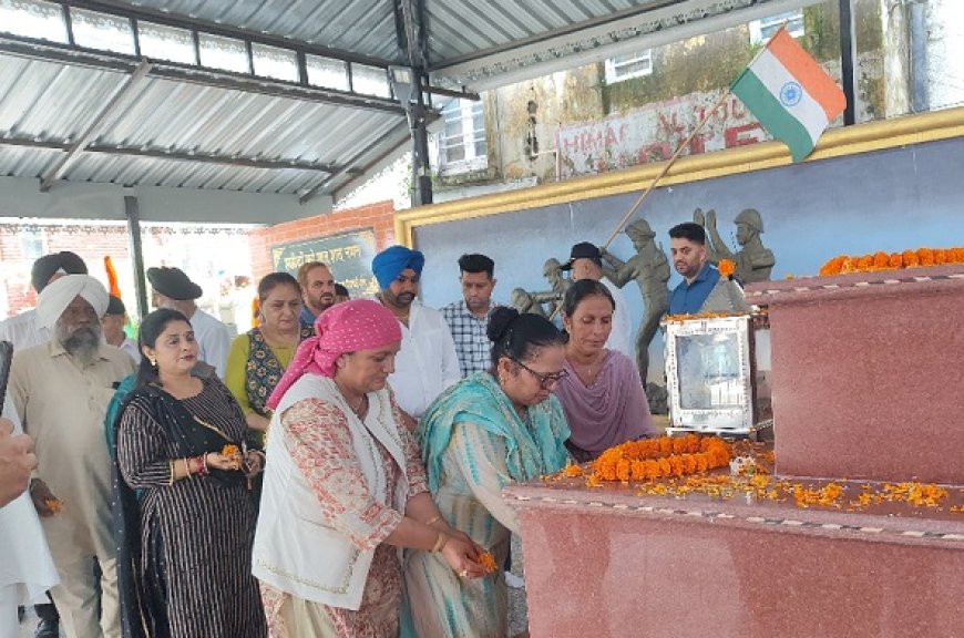पांवटा साहिब में कारगिल विजय दिवसआयोजित,शहीद वीरनारीयां, वीर माताएं स्थानीय विधायक एवं प्रशासन रहा मौजूद