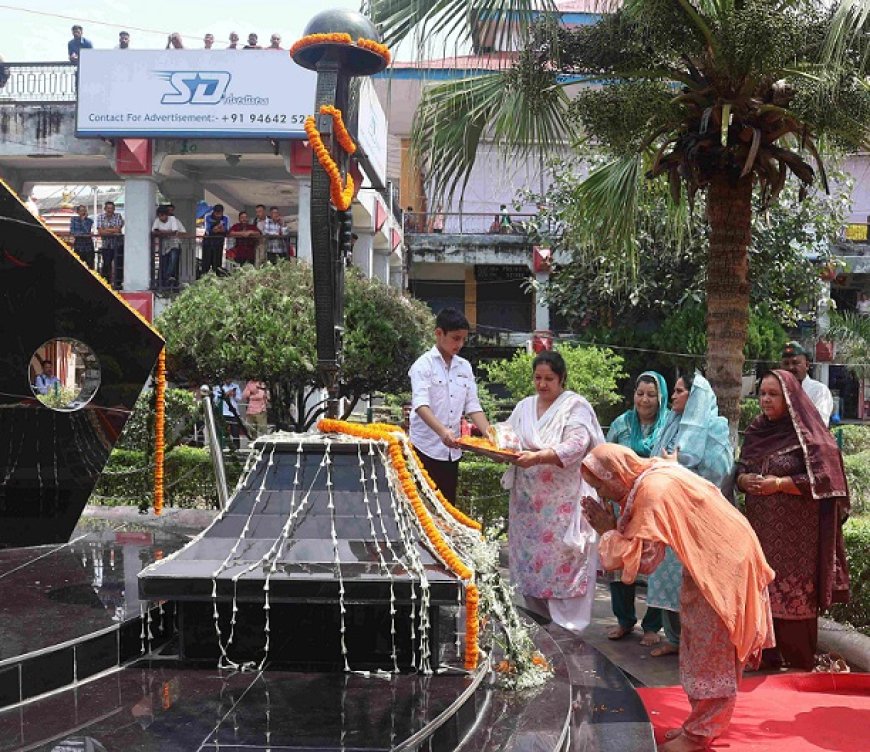 कारगिल विजय दिवस पर अमर बलिदानियों को मंडी जिलावासियों का भावपूर्ण नमन