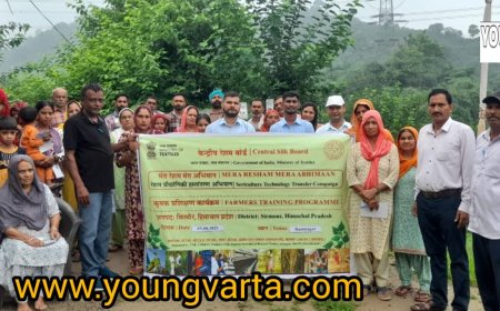 नाहन विकासखंड के कौलांवाला भूड में मेरा रेशम , मेरा अभिमान कार्यक्रम का आयोजन 