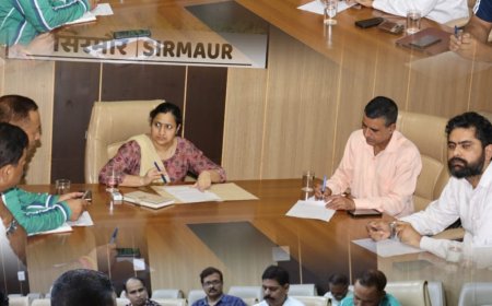 31 अगस्त तक नशे की रोकथाम के लिए छात्रों , युवाओं , महिलाओं , कर्मचारियों व आमजन की सहभागीदारी जरुरी : उपायुक्त  