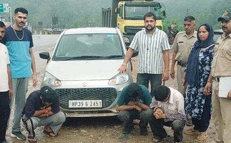 कार सवार तीन युवकों को 8.16 ग्राम चिट्टे के साथ गिरफ्तार 